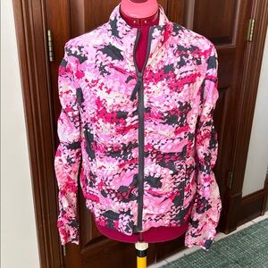 Calvin Klein  quick dry performance jacket/top  gathered Pink/Black Camo size S